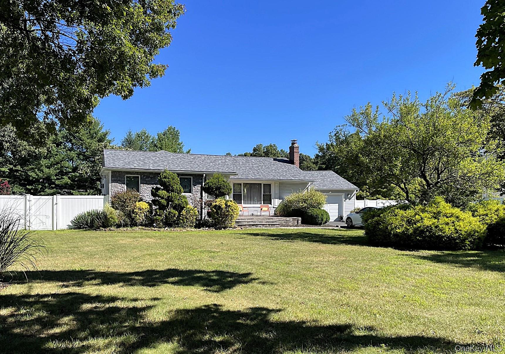 79 Fulton Boulevard – For Sale