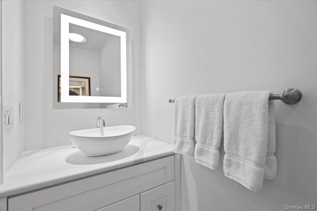 138 Doral Greens Drive W – For Sale photo 9