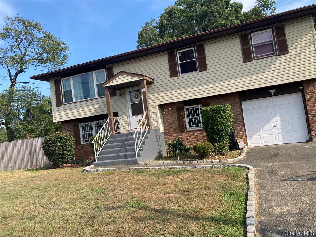 15 Wilson Avenue – For Rent