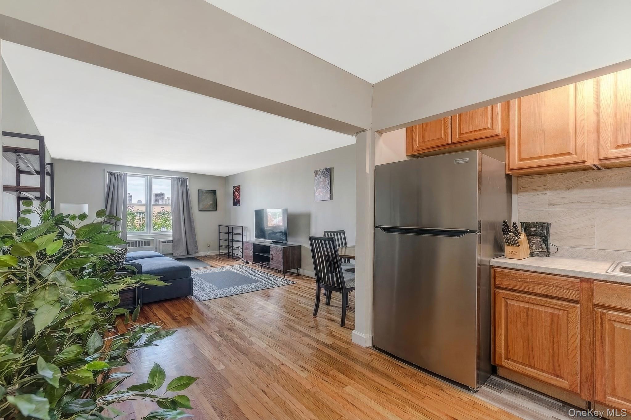 2155 82nd Street, Unit 5G photo 6