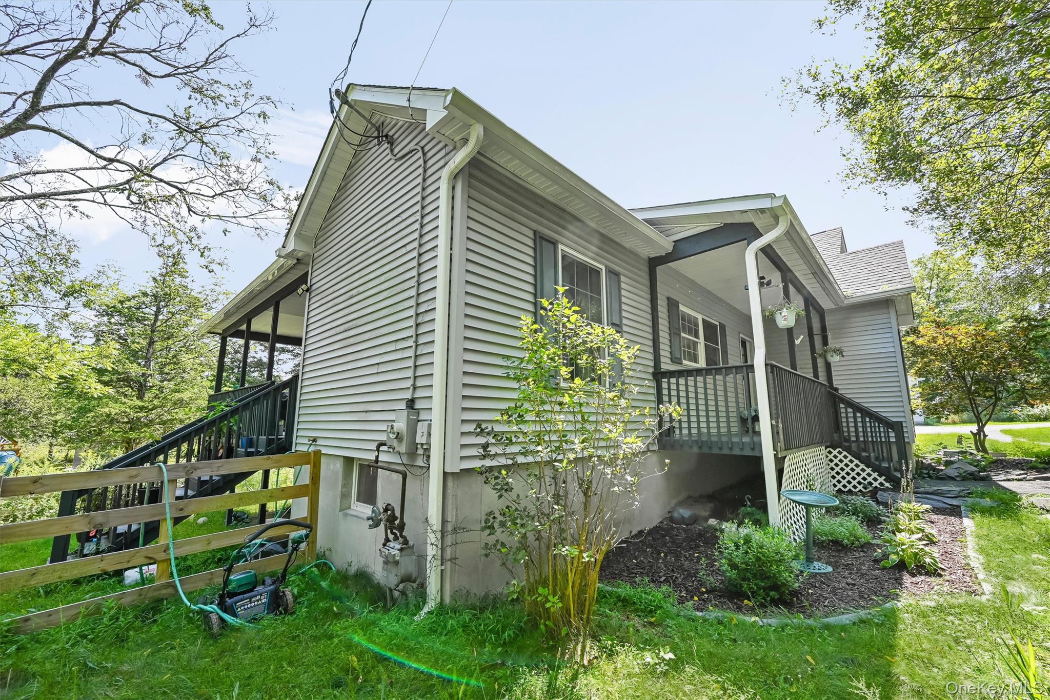 50 Hambletonian Avenue – For Sale photo 5