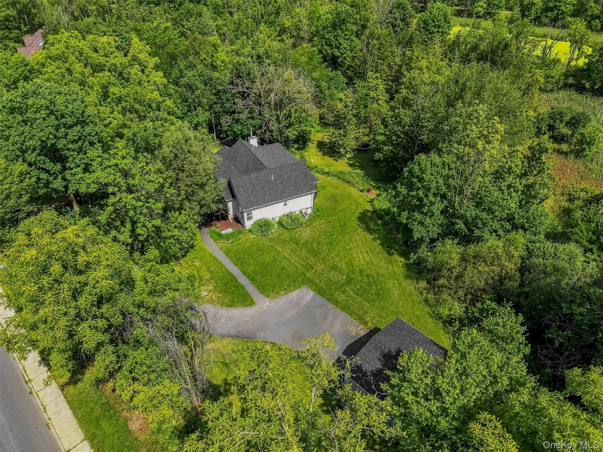 50 Hambletonian Avenue – For Sale photo 40