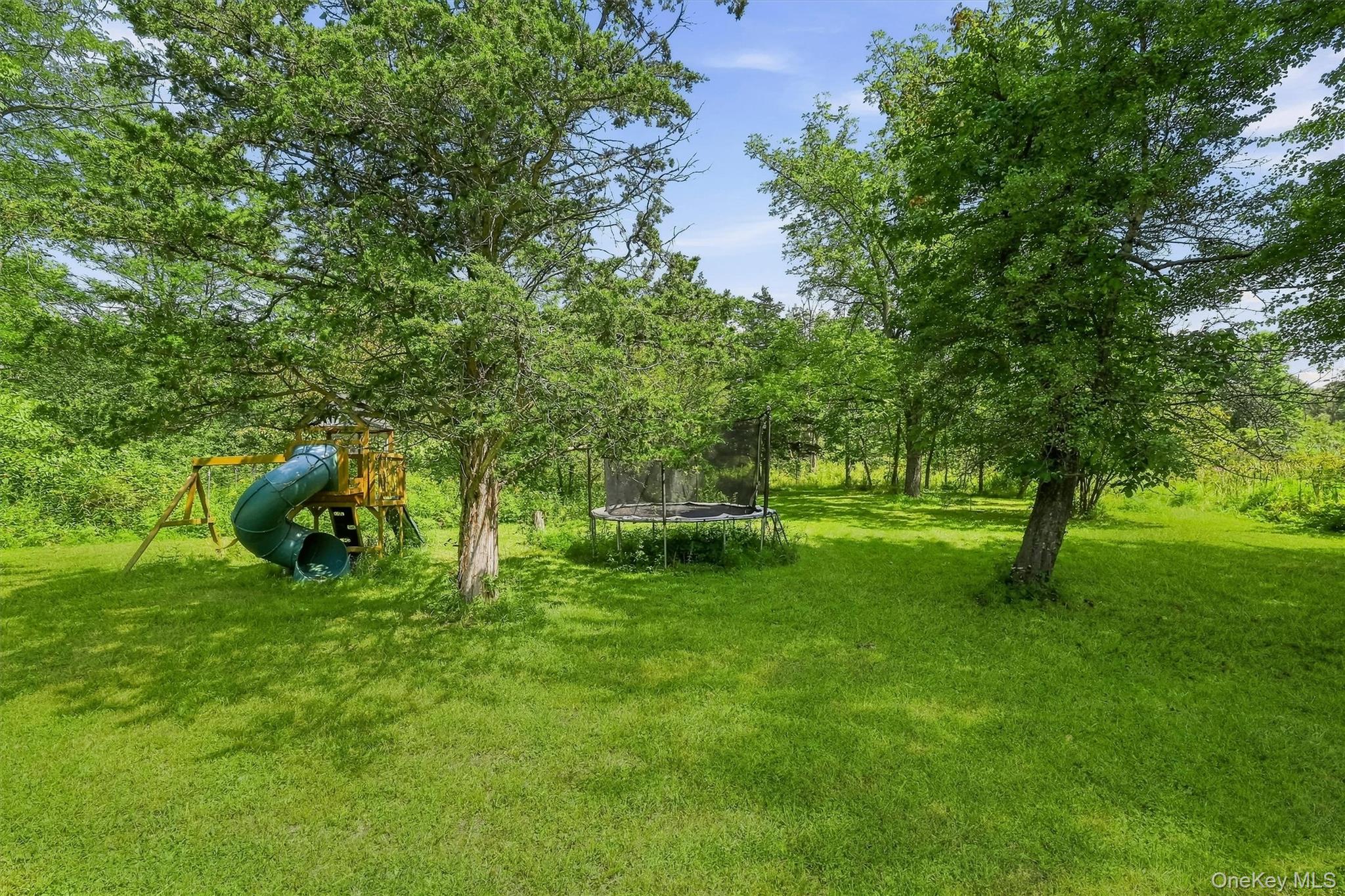 50 Hambletonian Avenue – For Sale photo 35