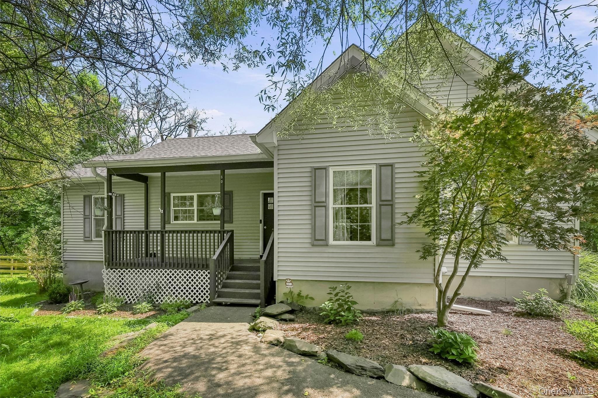 50 Hambletonian Avenue – For Sale photo 2