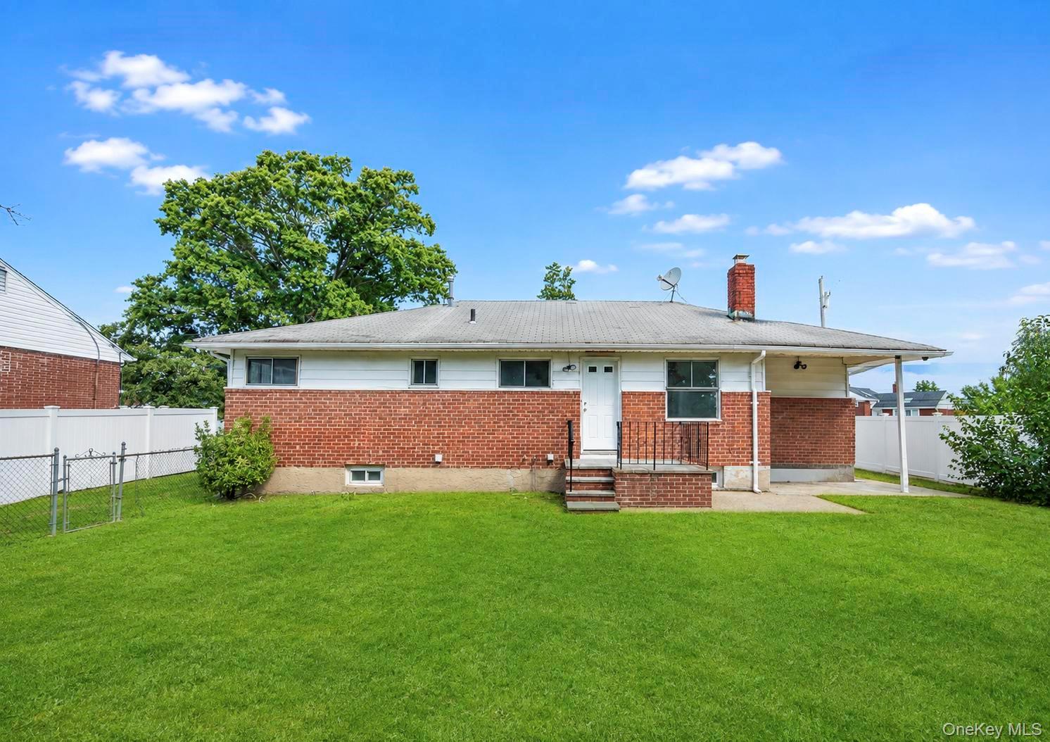 71 6th Street – For Sale photo 3