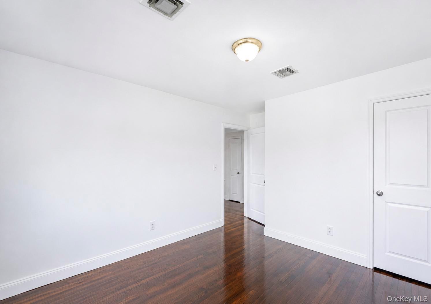 71 6th Street – For Sale photo 9