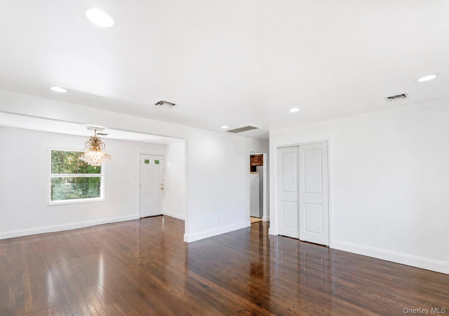 71 6th Street – For Sale photo 5