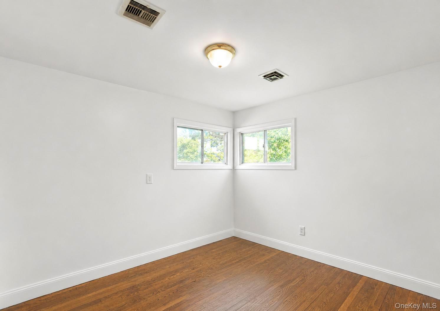 71 6th Street – For Sale photo 13