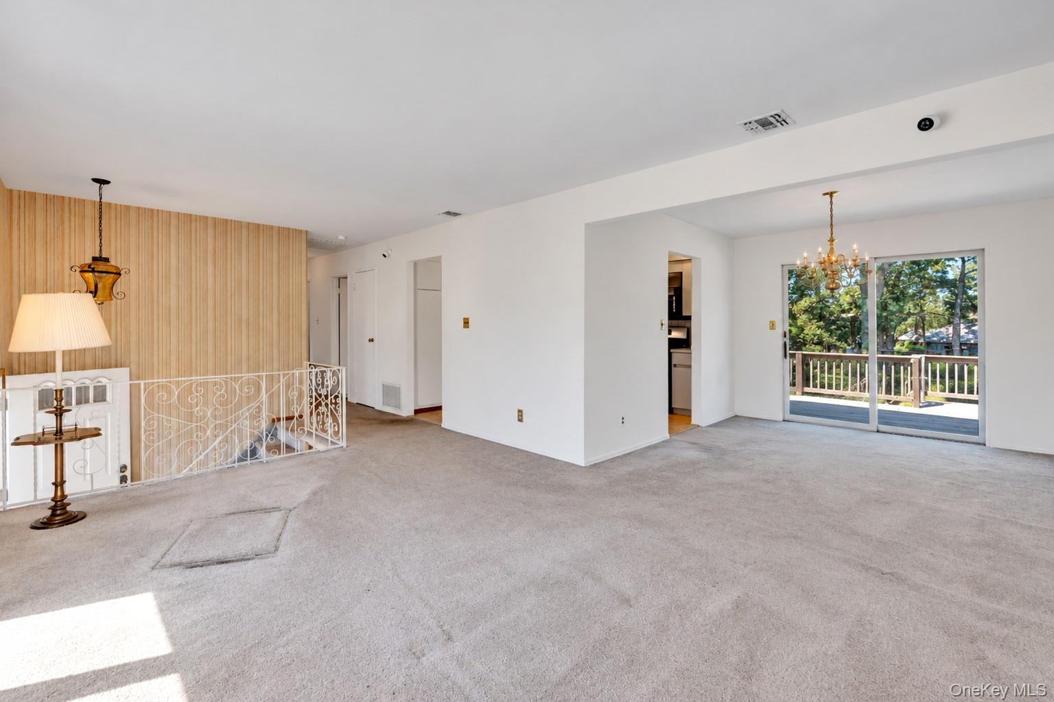 107 Headline Road – For Sale photo 3