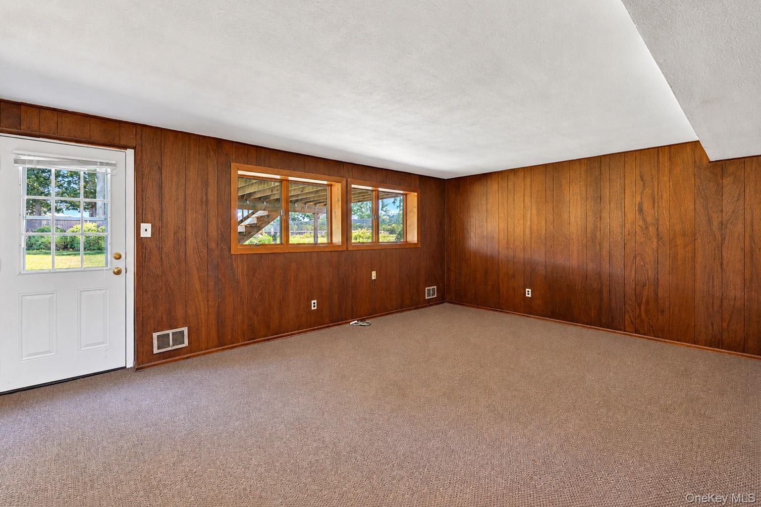 107 Headline Road – For Sale photo 10