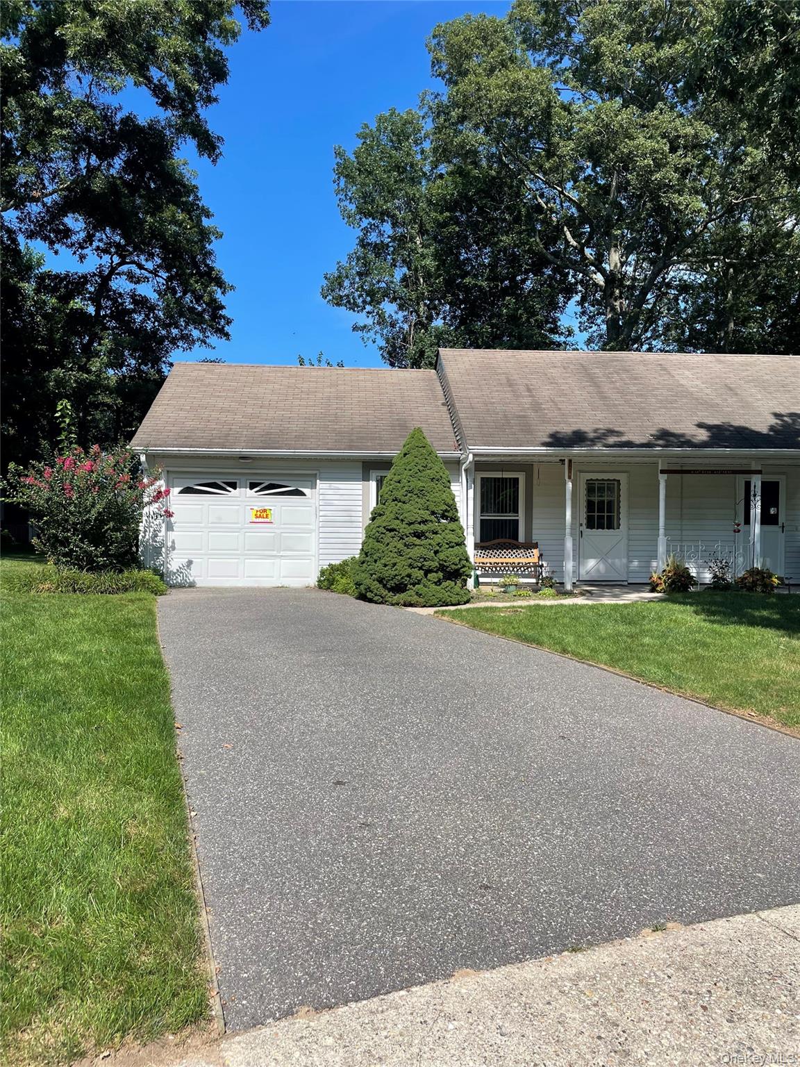 152A Laurance Lane, Unit A photo 2