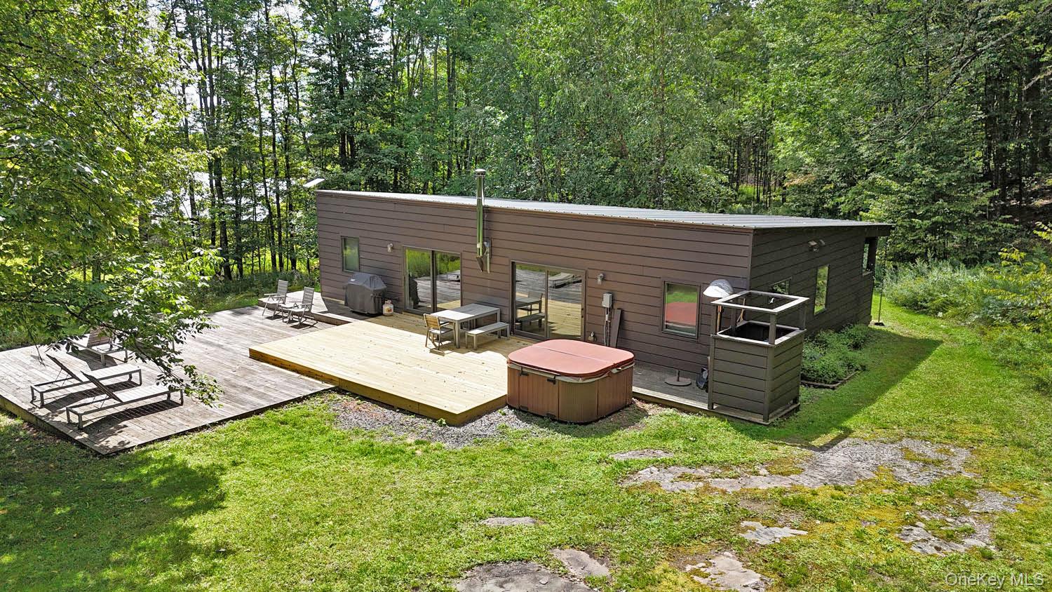 4011 Klondike Road – For Sale photo 2