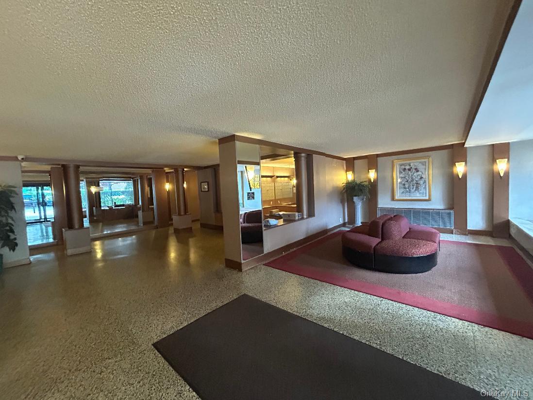 23-35 Bell Boulevard, Unit 3H photo 3