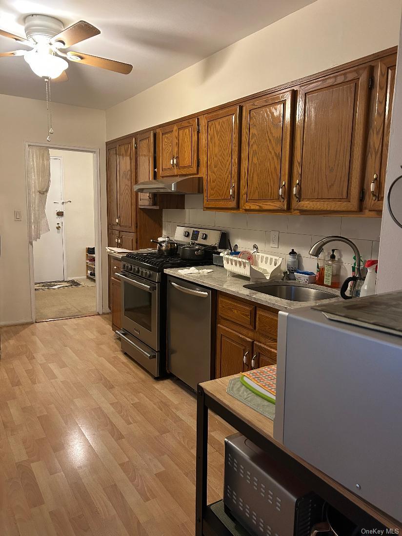 23-35 Bell Boulevard, Unit 3H photo 7