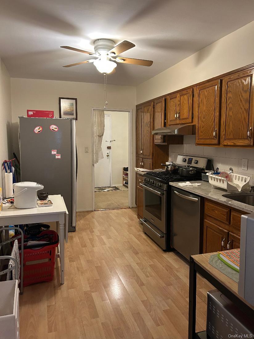 23-35 Bell Boulevard, Unit 3H photo 8