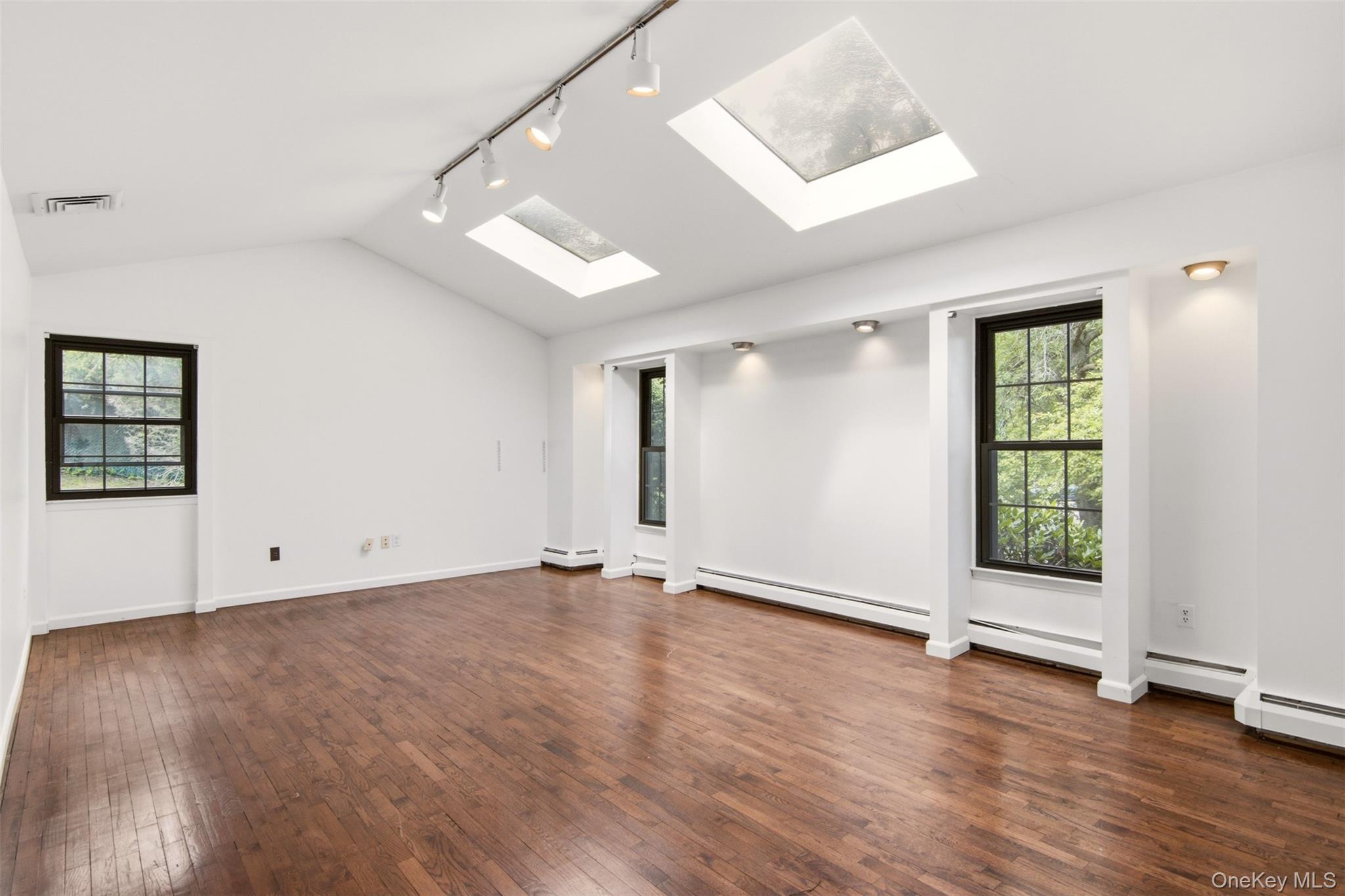 2 Cascade Court – For Sale photo 7