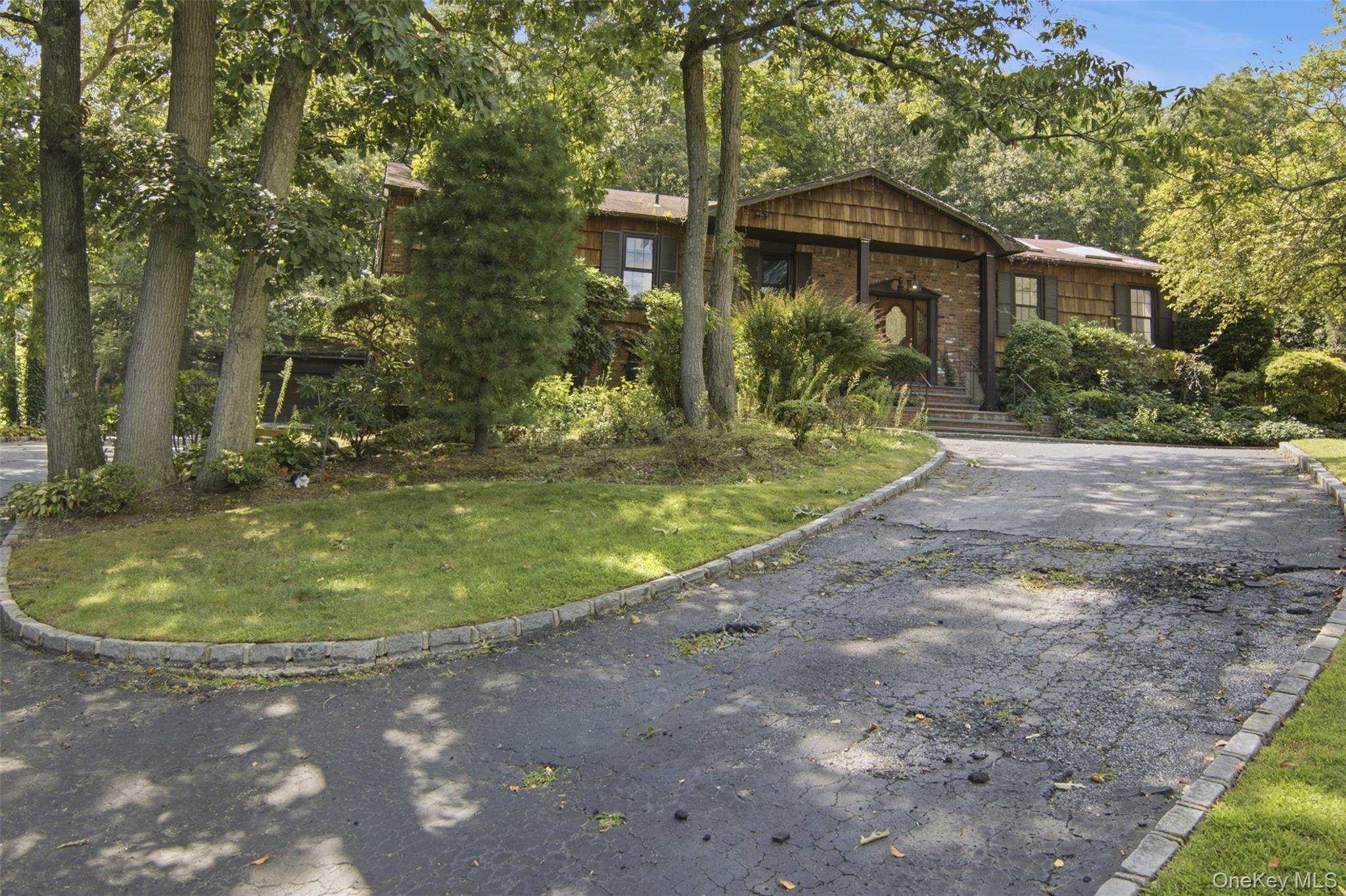 2 Cascade Court – For Sale photo 2