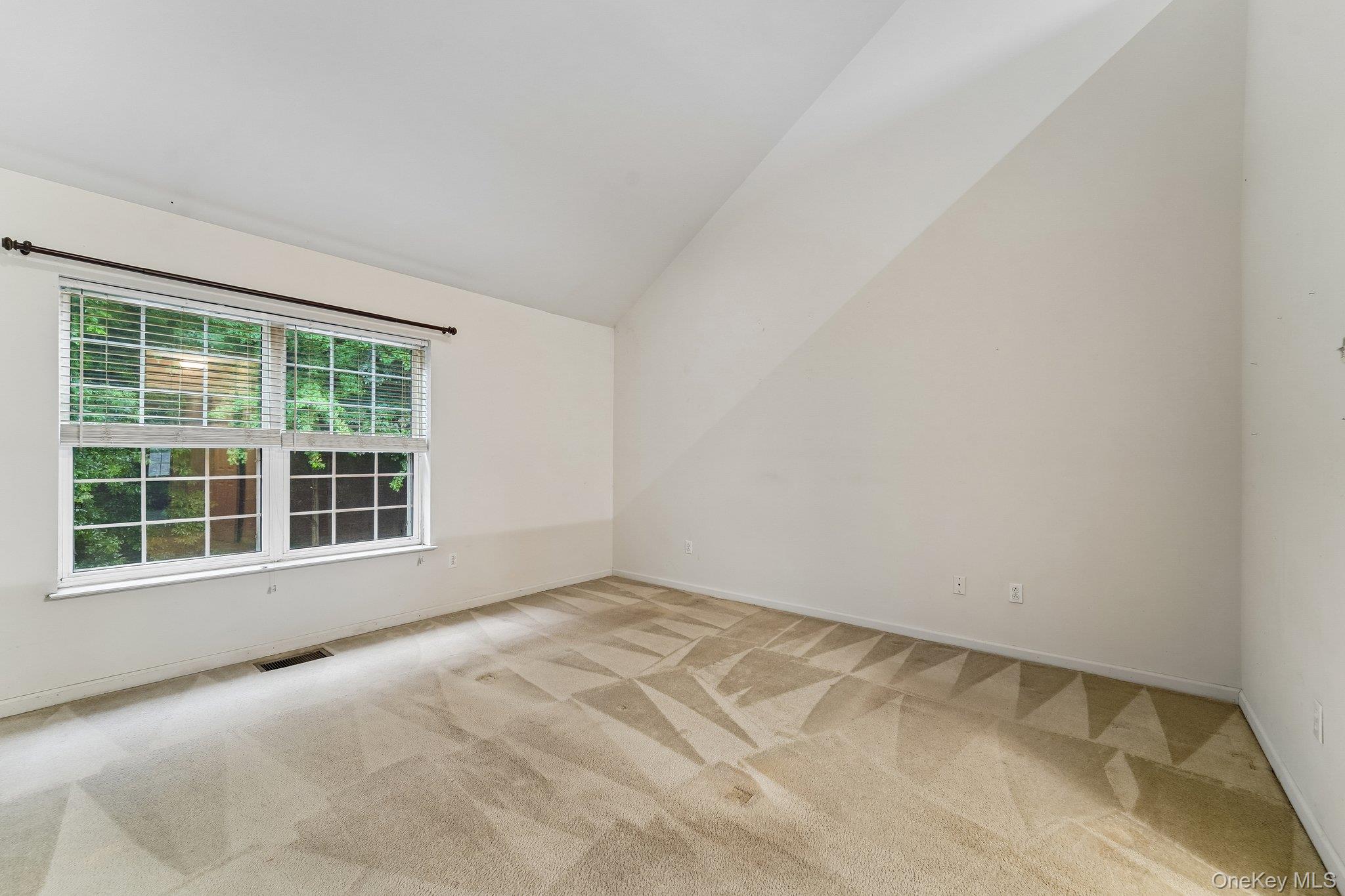 122 Crystal Hill Drive – For Sale photo 33