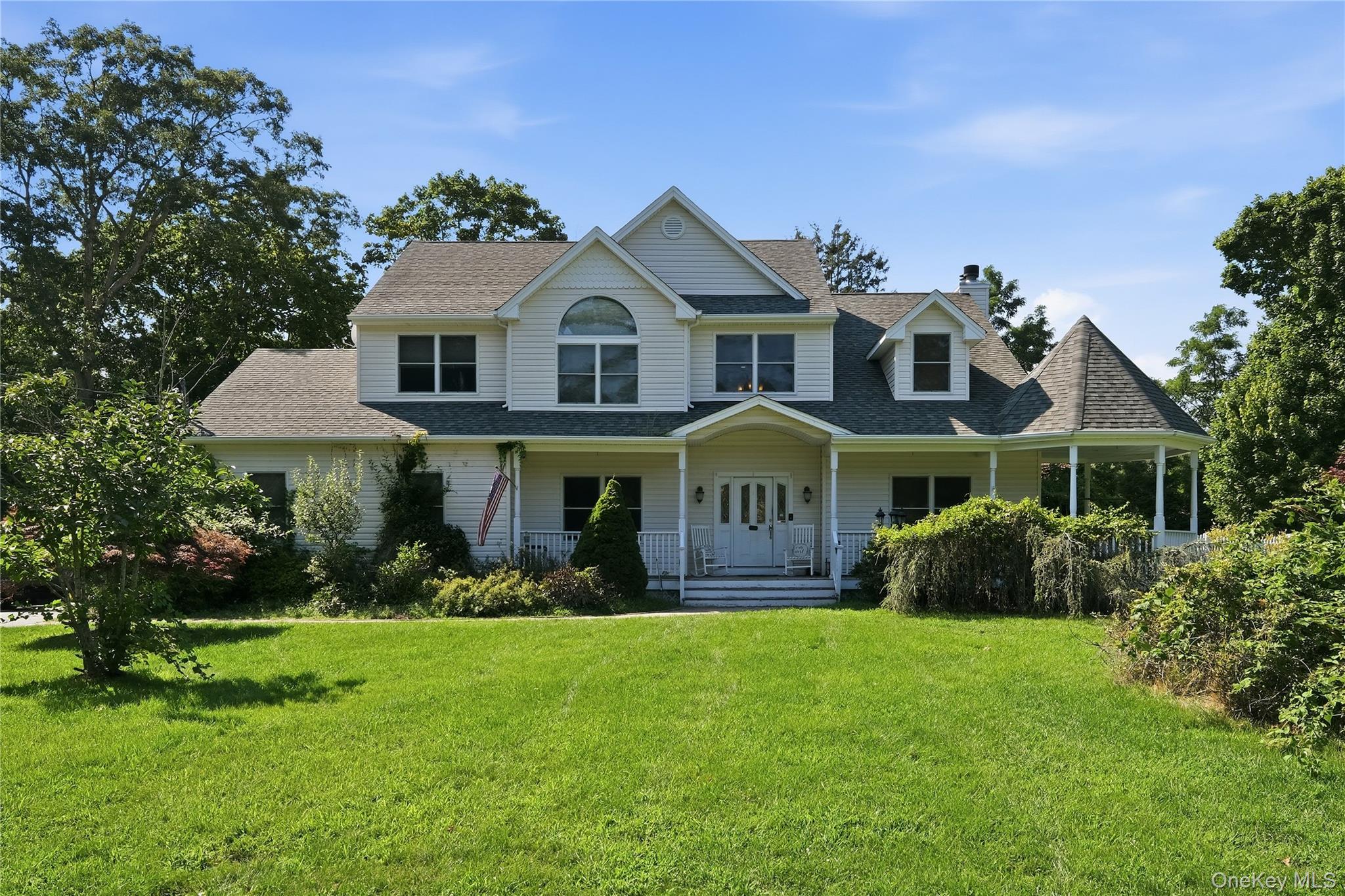 204 Melrose Parkway – For Sale photo 2