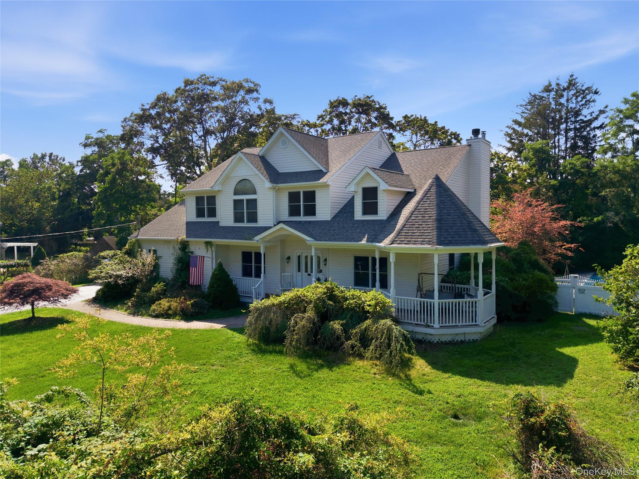204 Melrose Parkway – For Sale