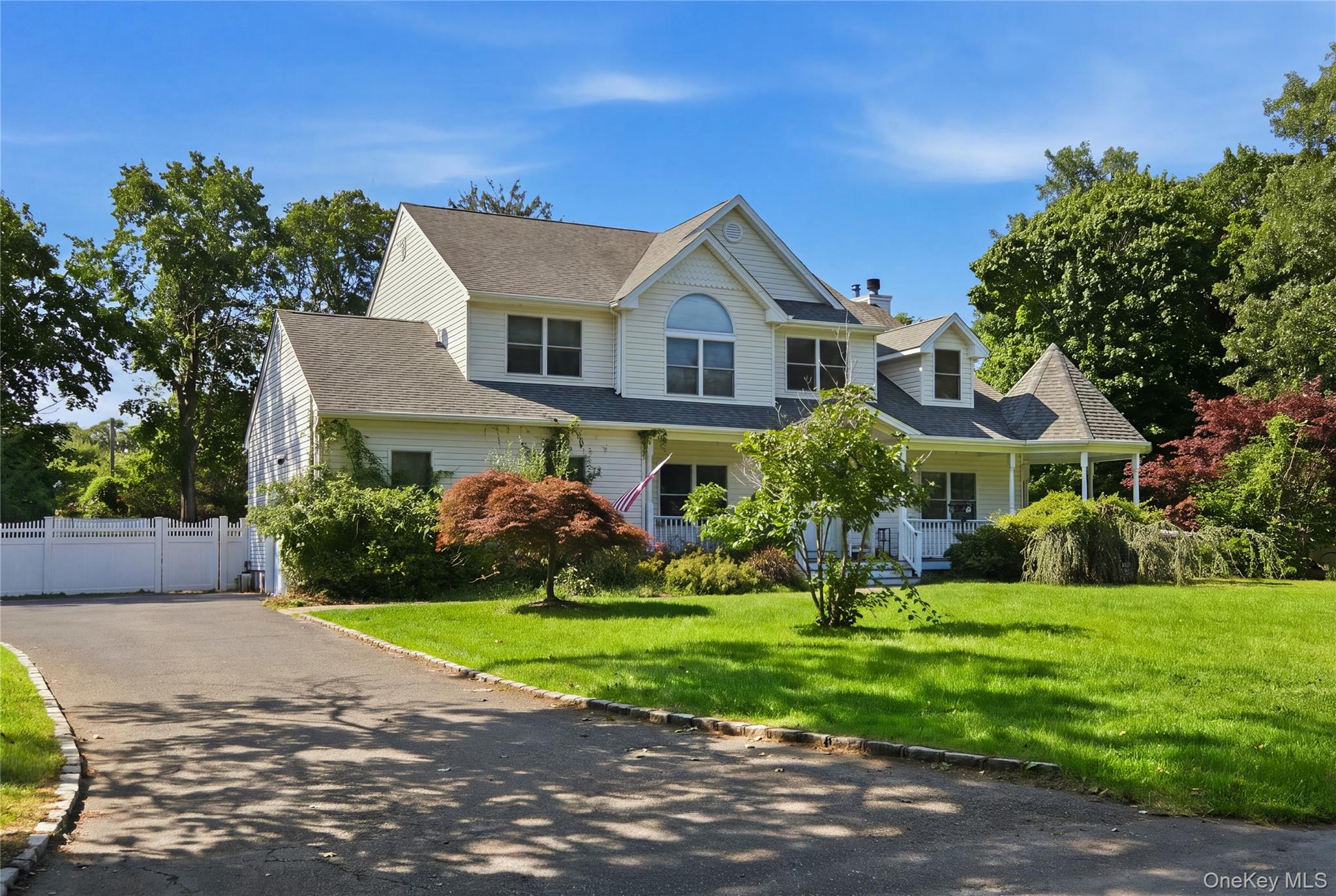 204 Melrose Parkway – For Sale photo 3