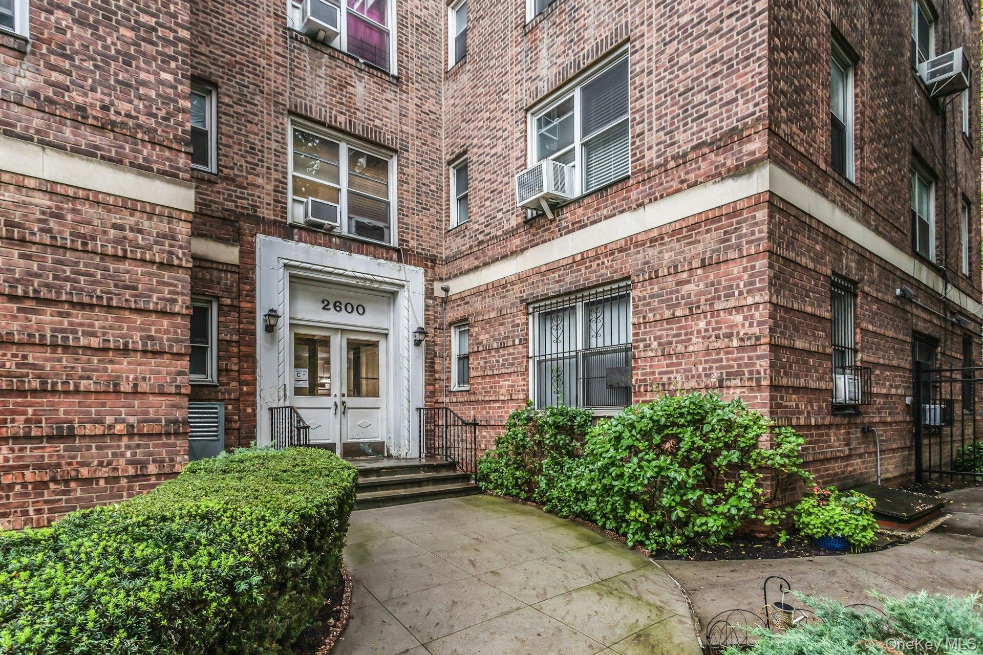 2600 Henry Hudson Parkway E, Unit 1D photo 17