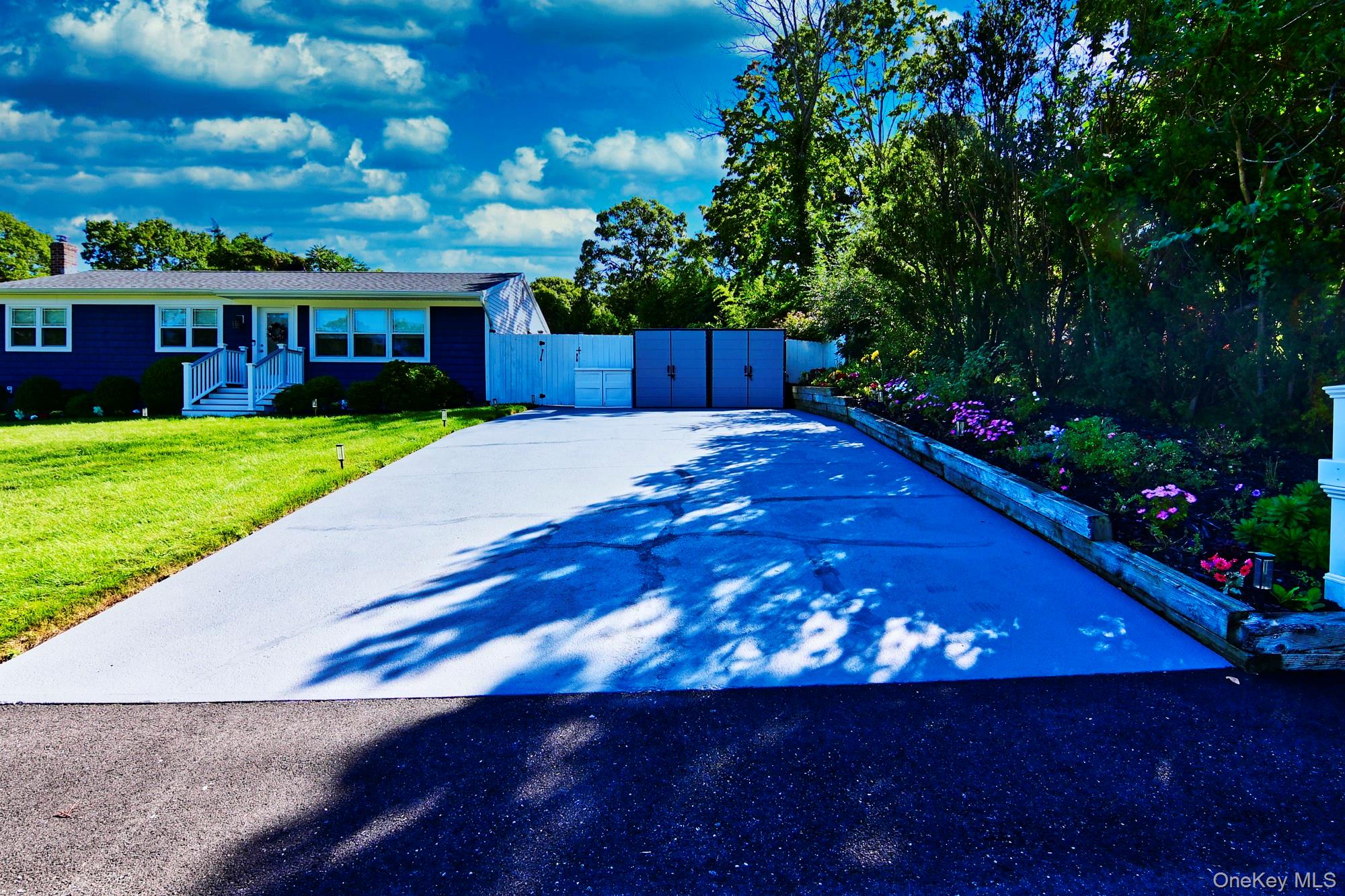 14 Kathy Street – For Sale photo 3