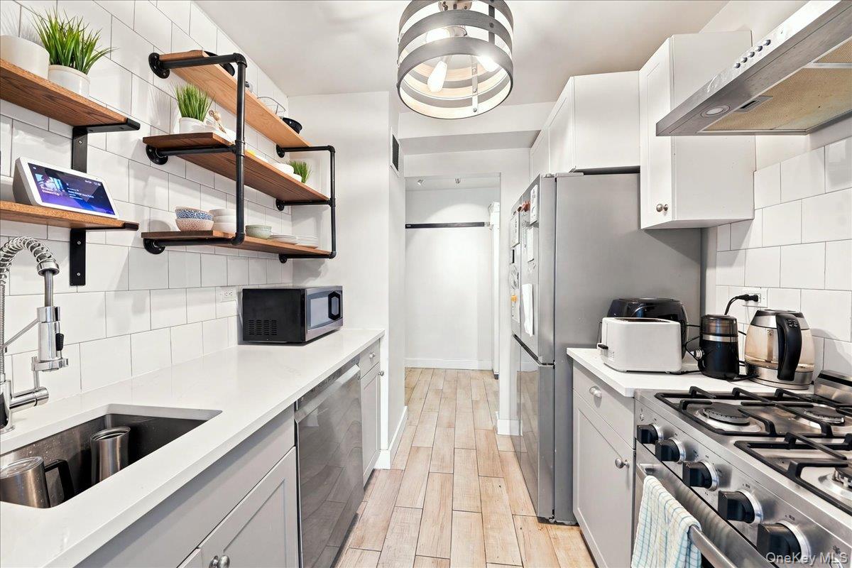 3065 Sedgwick Avenue, Unit 6B photo 4