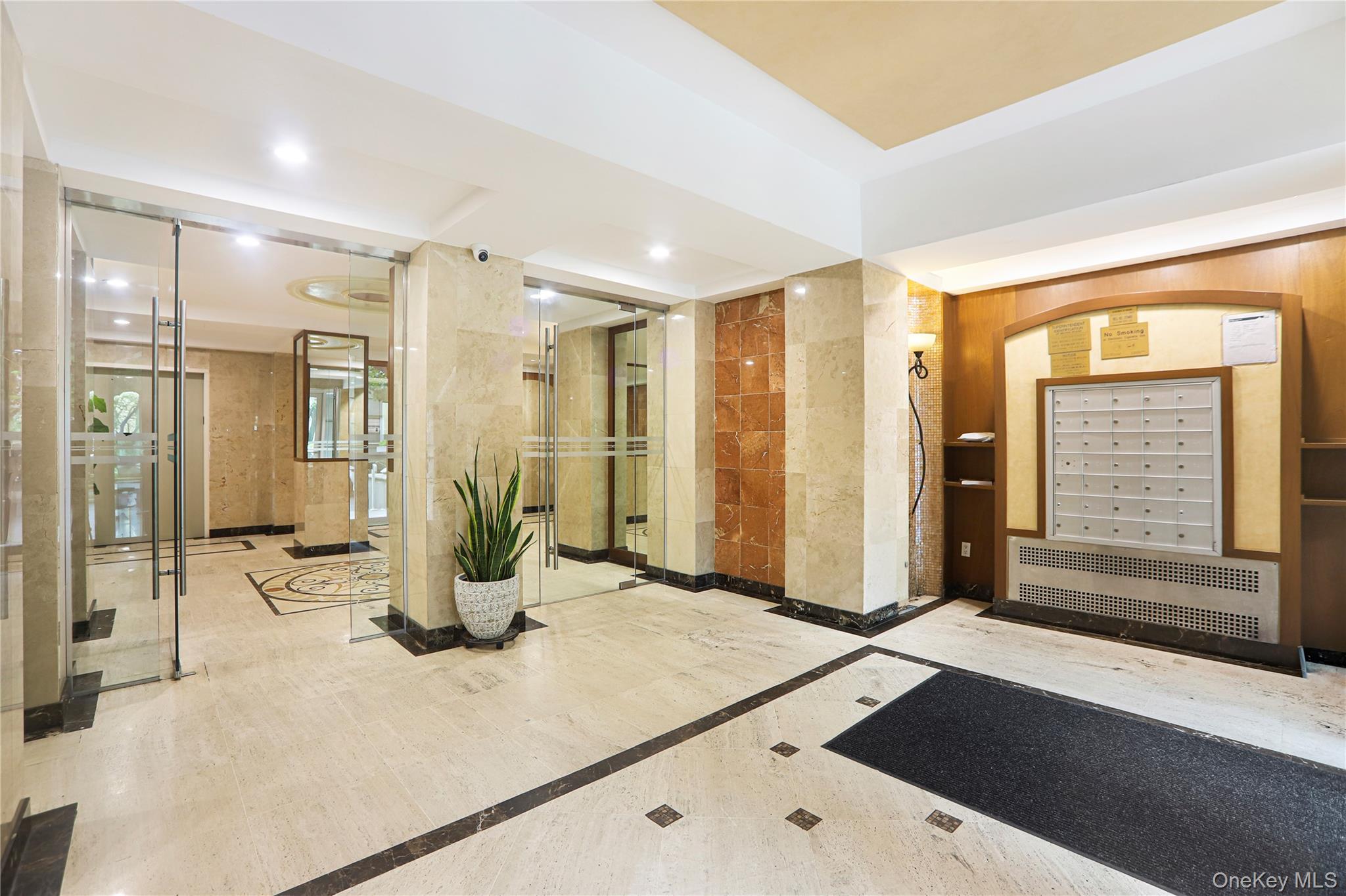 65 Oceana Drive E, Unit 9A photo 11