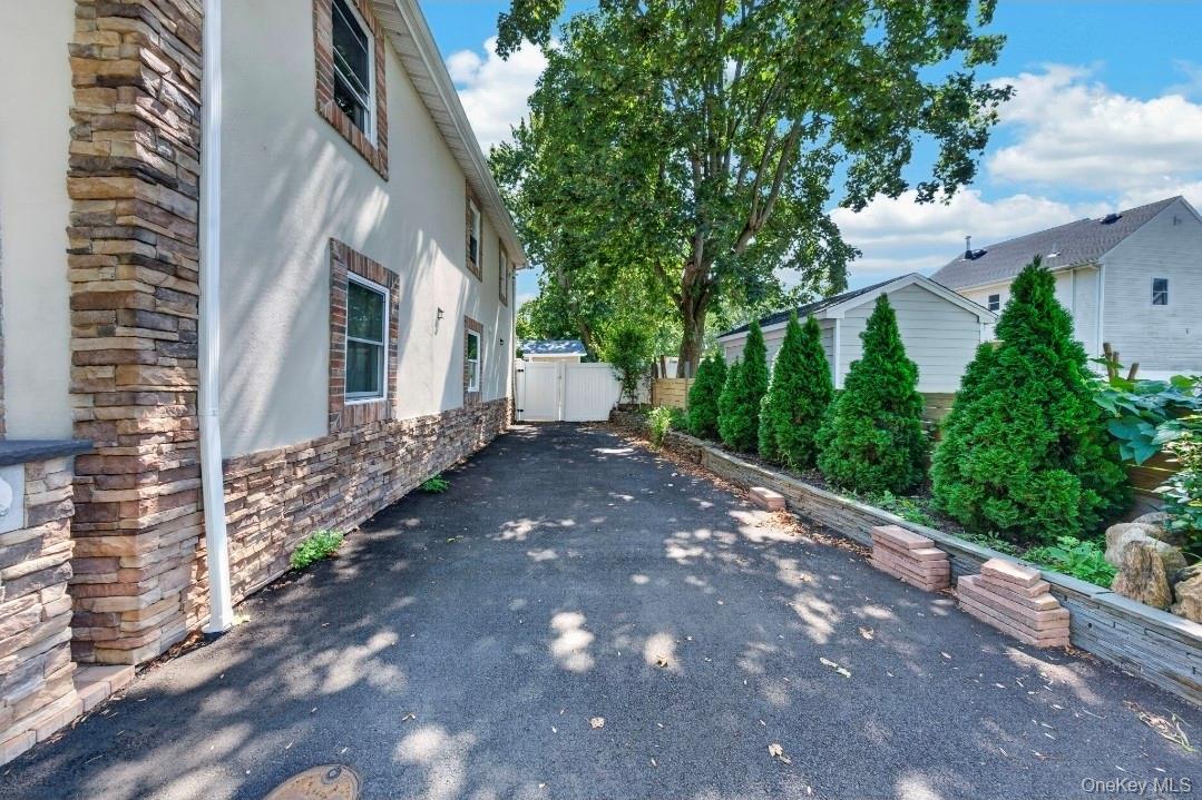 14 Electric Street – For Sale photo 3