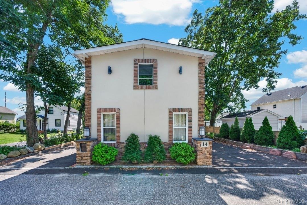 14 Electric Street – For Sale