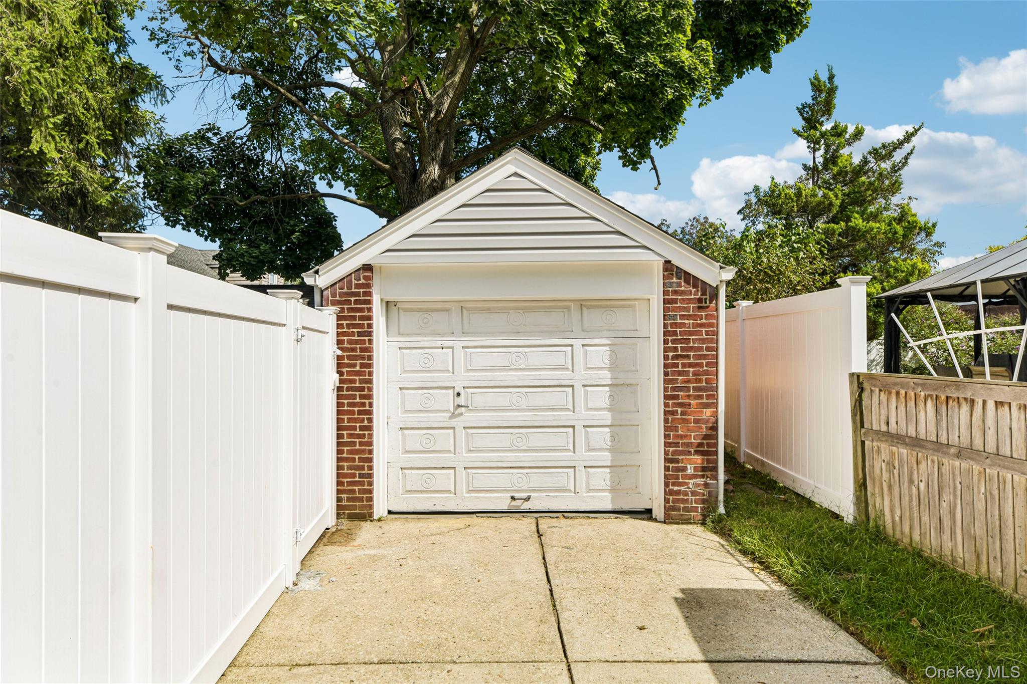 70 Paul Avenue – For Sale photo 36