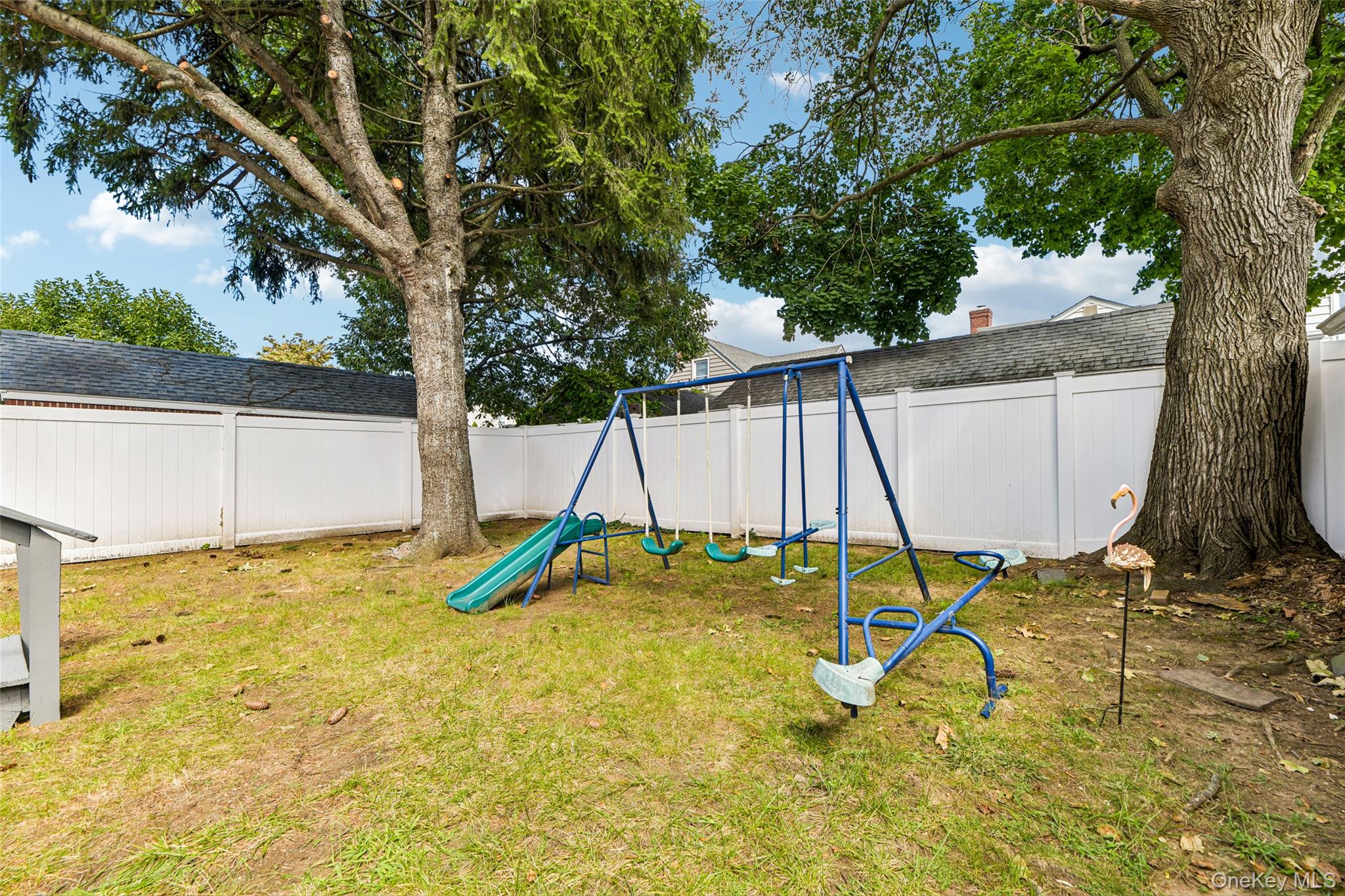 70 Paul Avenue – For Sale photo 38