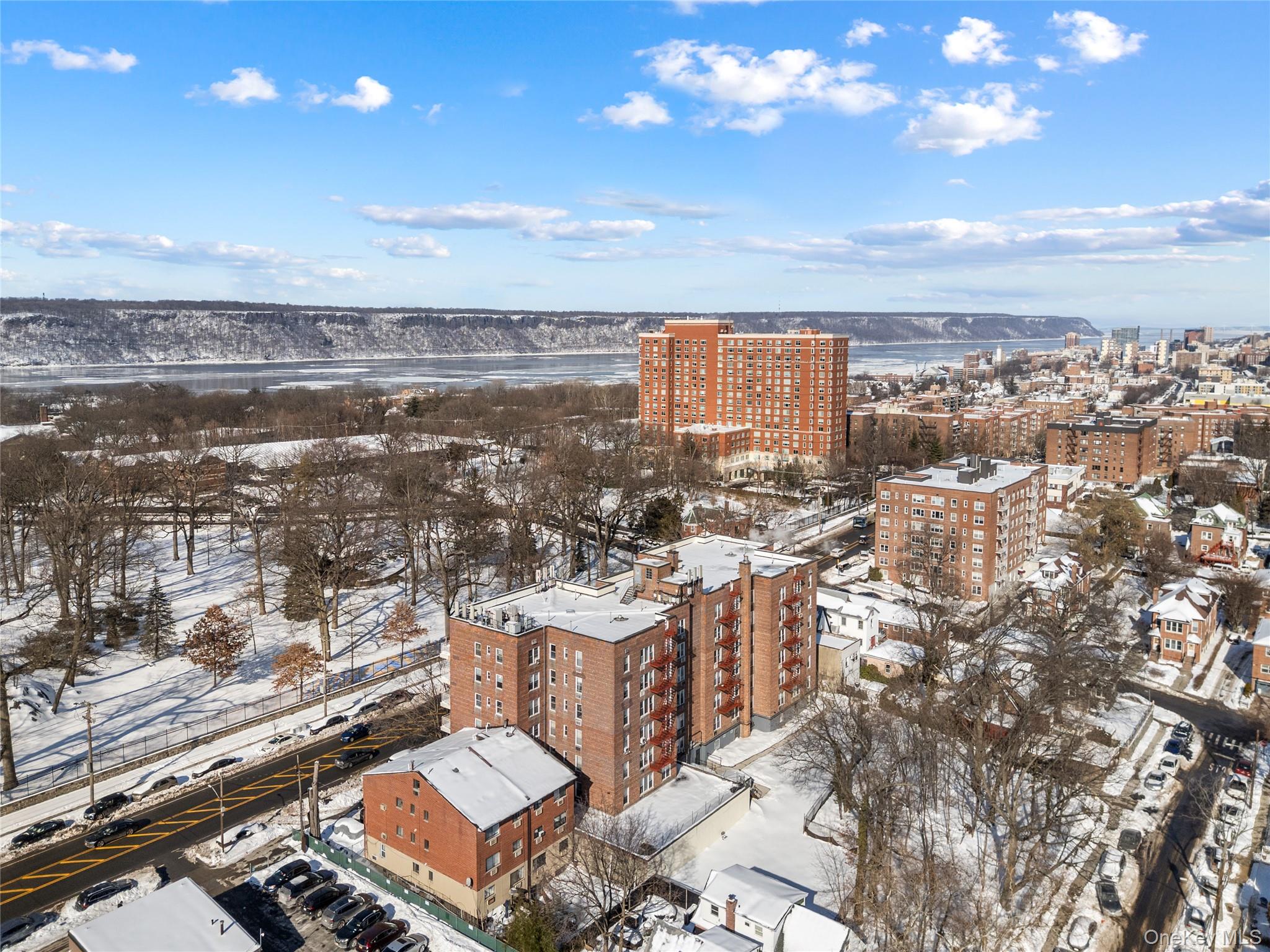 6200 Riverdale Avenue, Unit 7J photo 3