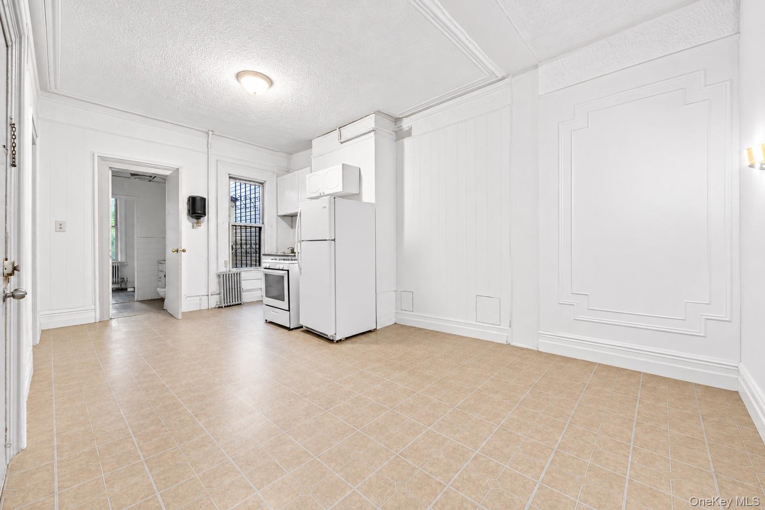2421 Dean Street – For Sale photo 3