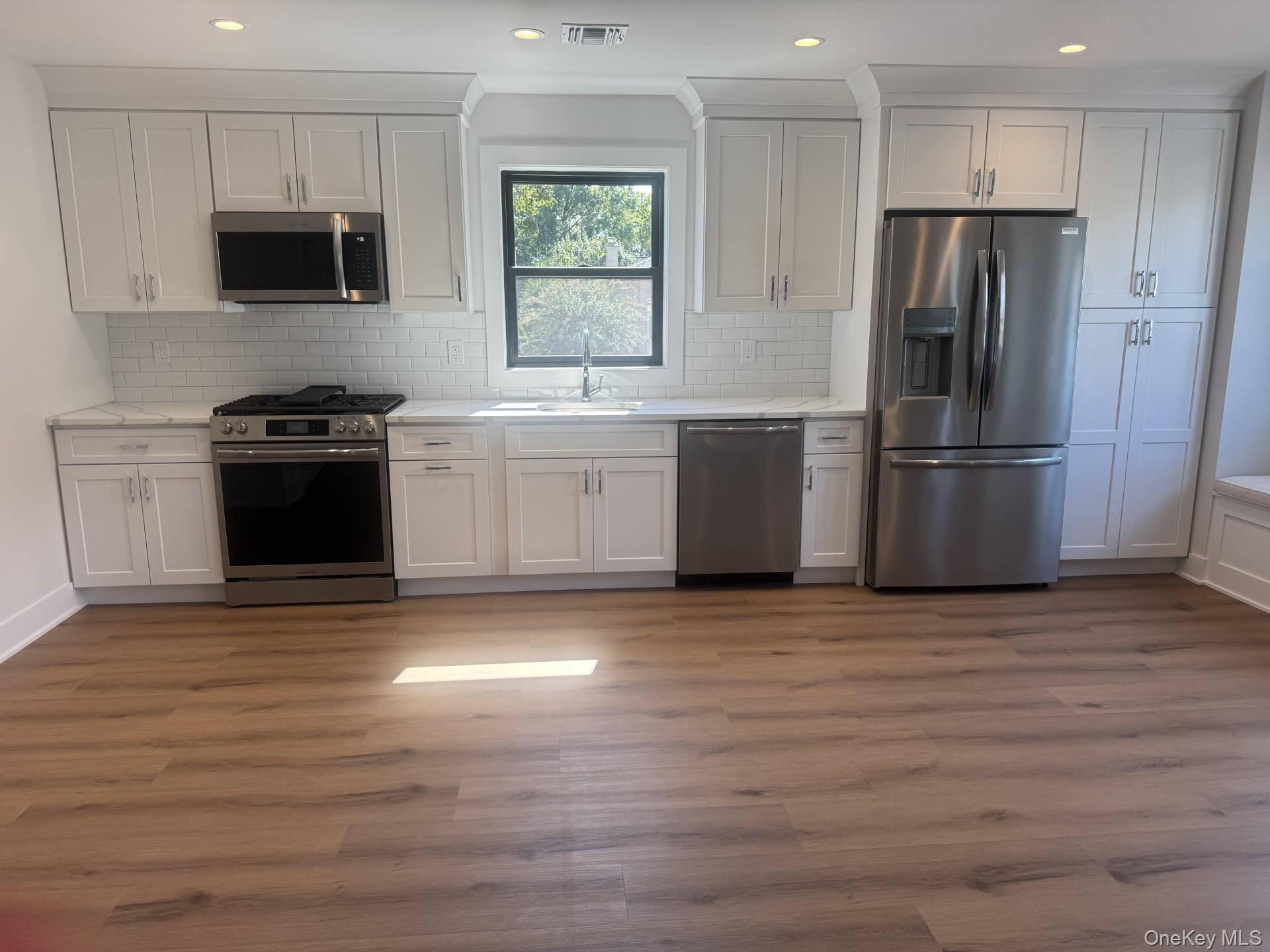 161 Union Avenue, Unit 16 photo 5