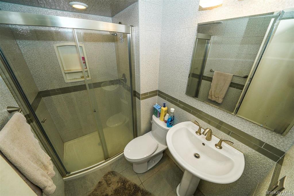 37 Santa Barbara Drive – For Sale photo 7