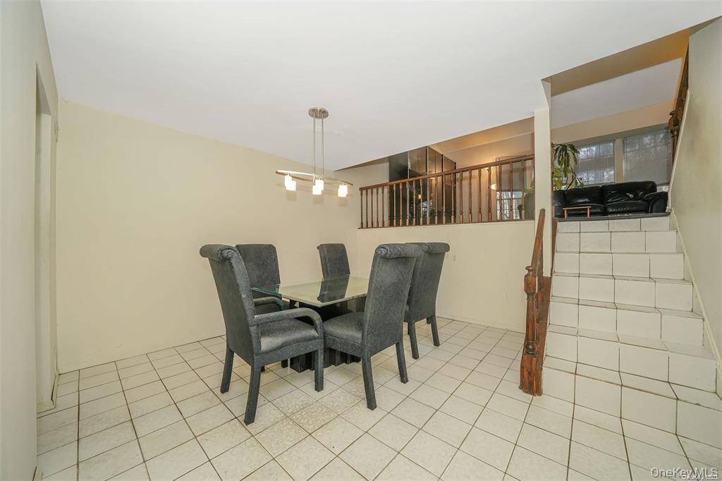 37 Santa Barbara Drive – For Sale photo 3