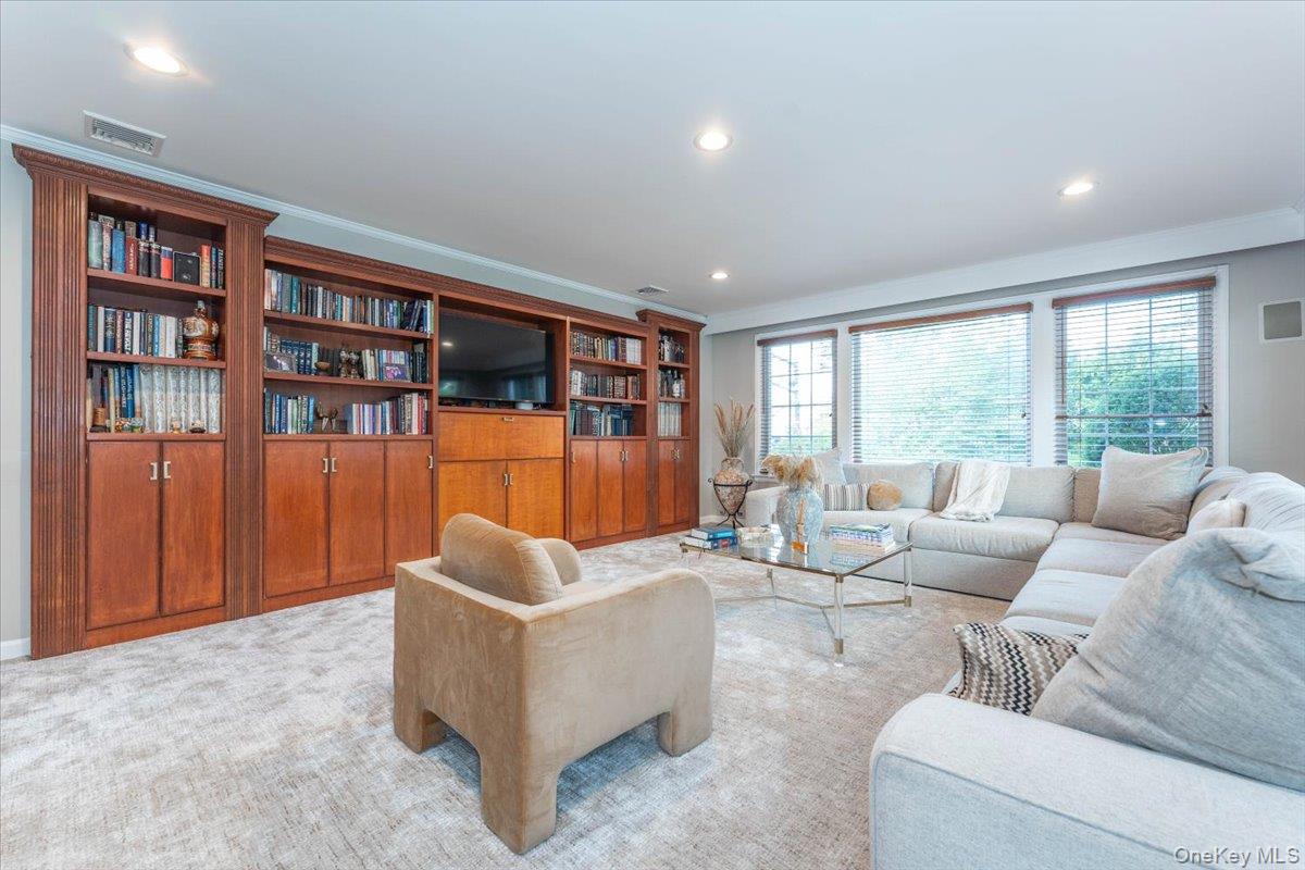 616 Woodmere Boulevard – For Sale photo 11