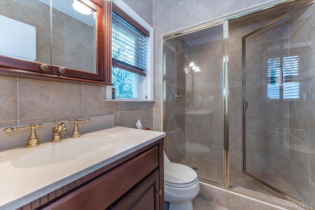 616 Woodmere Boulevard – For Sale photo 21