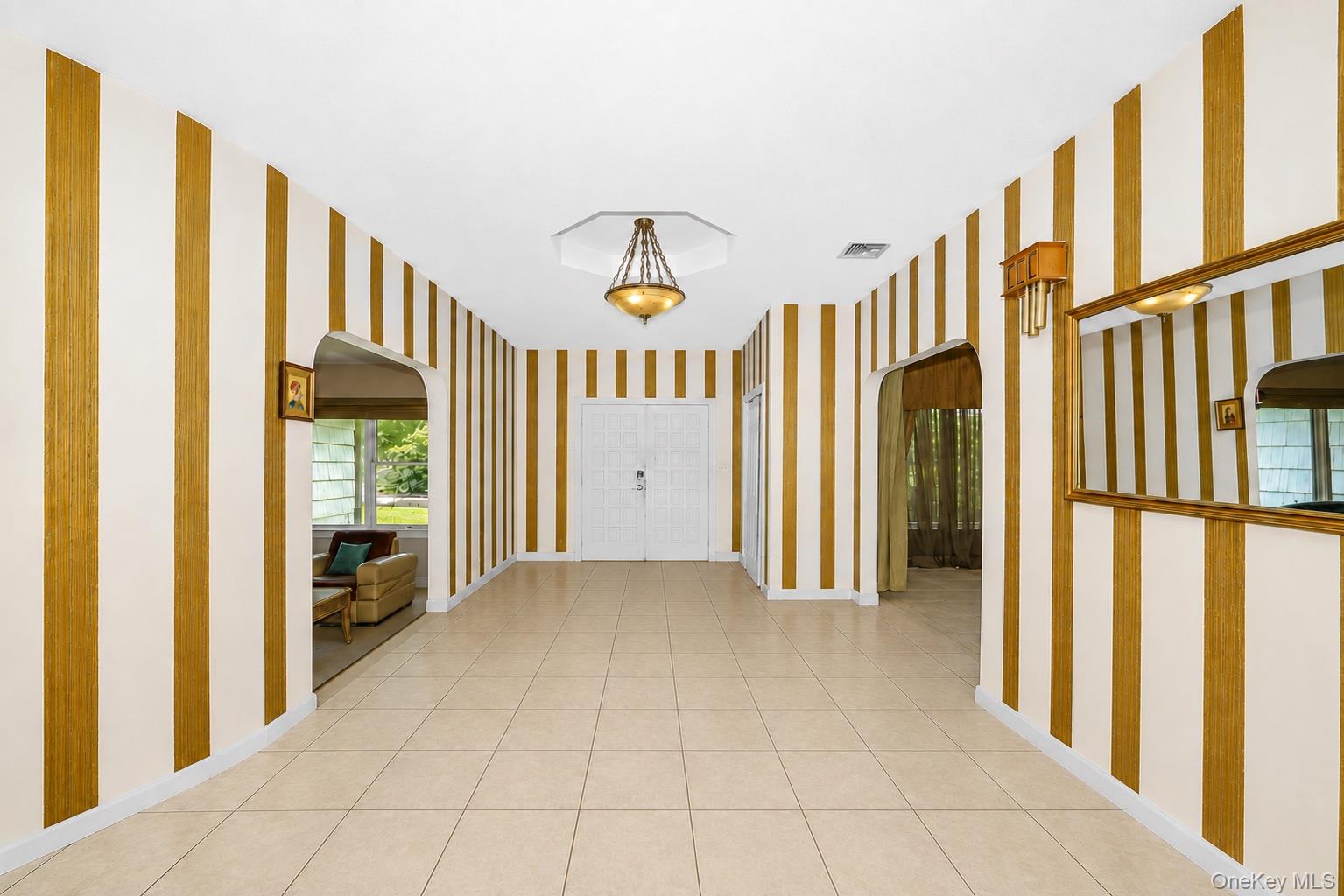 4 Rose Court – For Sale photo 2