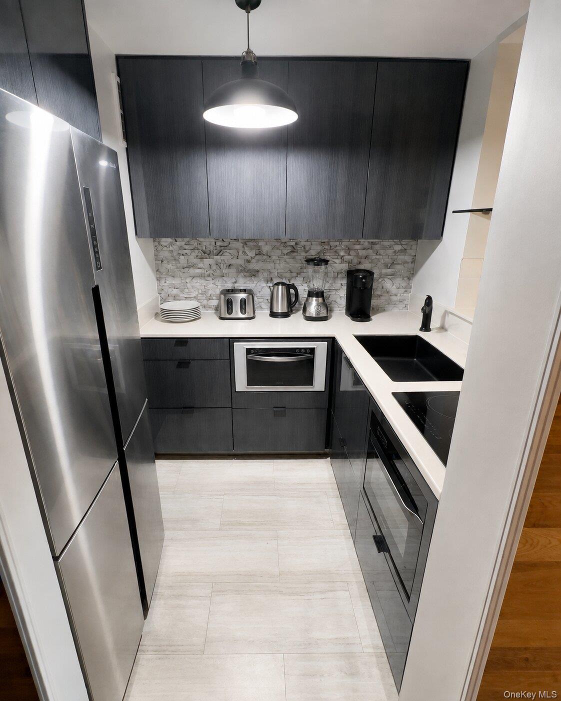 8610 151 Avenue, Unit 4N photo 6