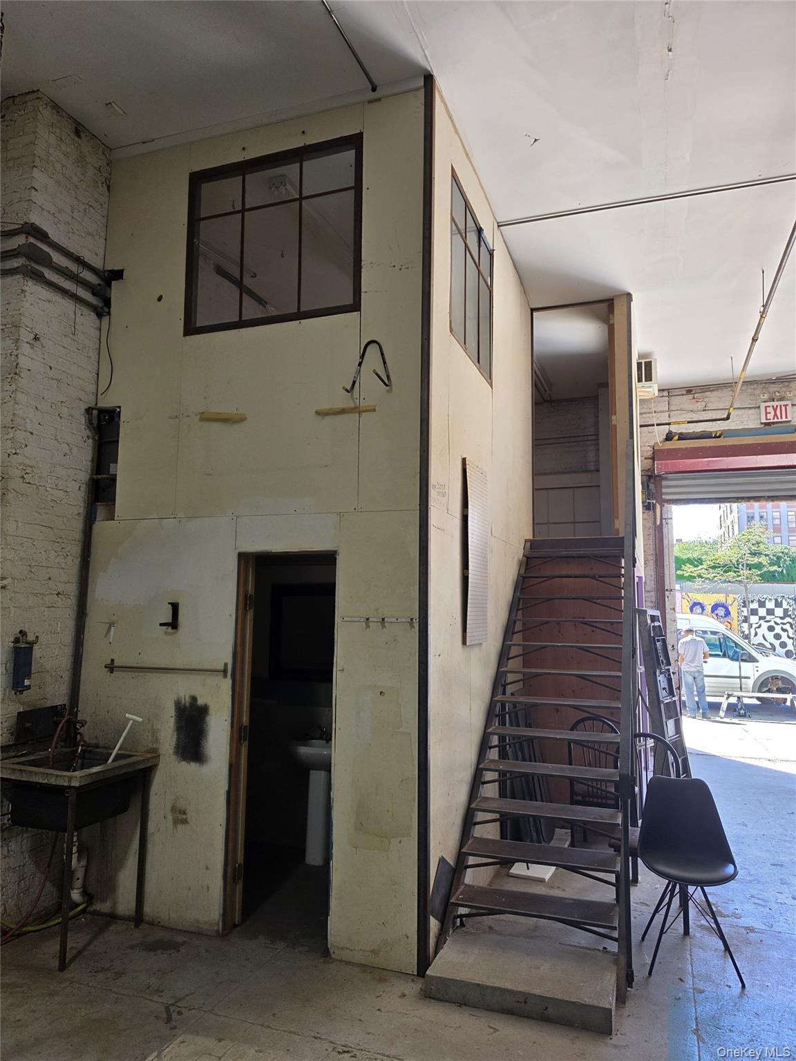 989 Pacific Street – For Rent photo 11