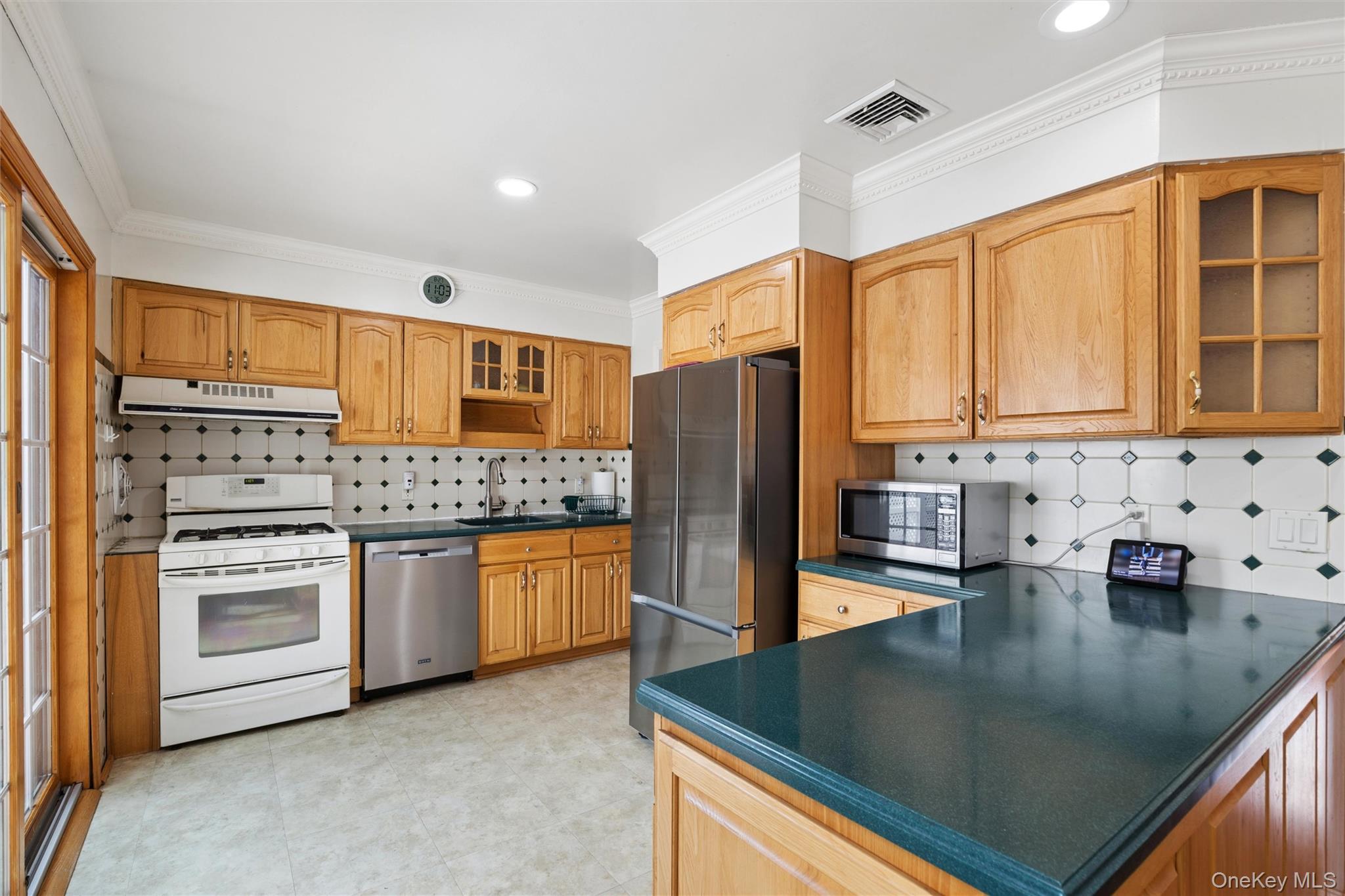 1 Clare Drive – For Sale photo 11