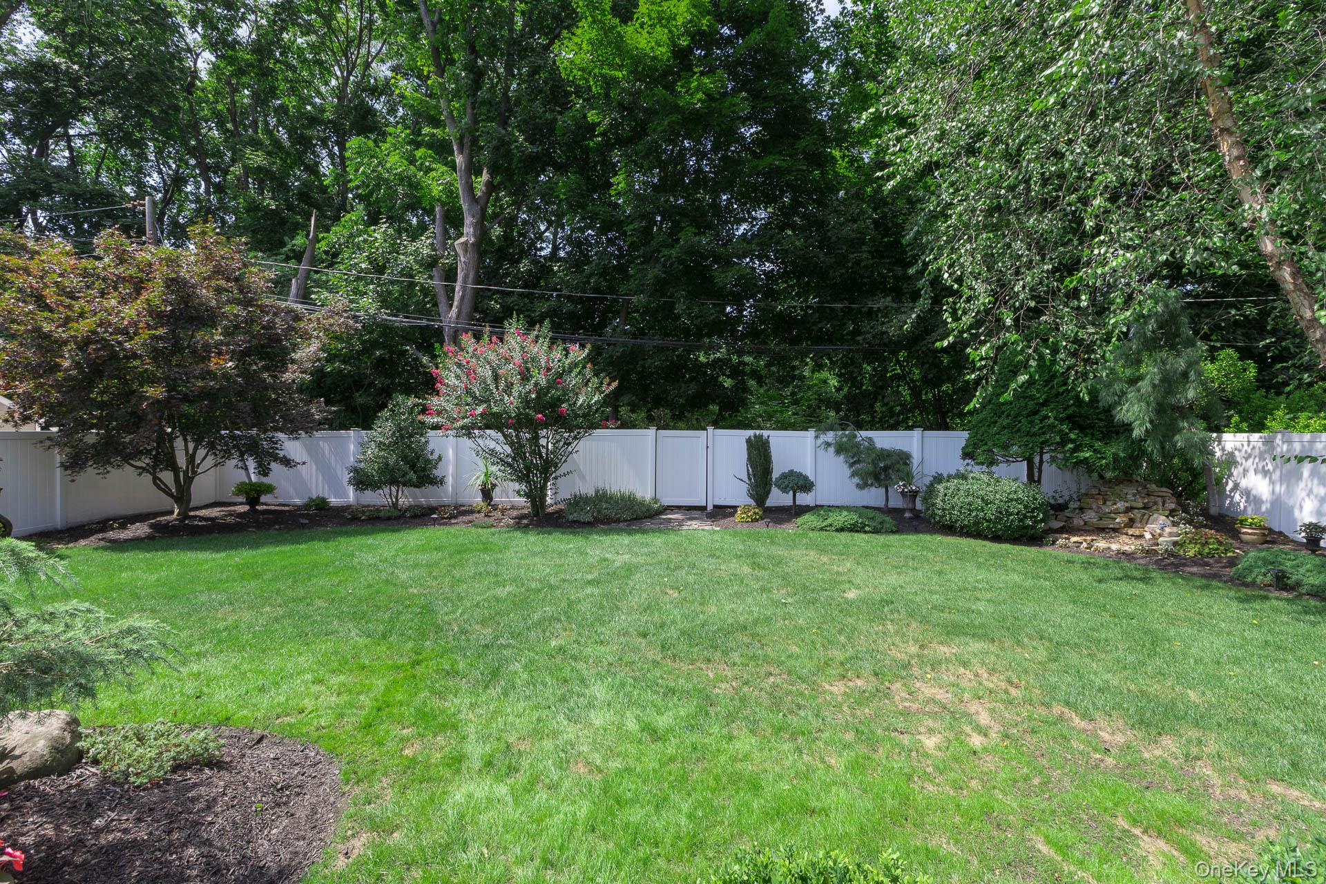 22 Sycamore Lane – For Sale photo 38