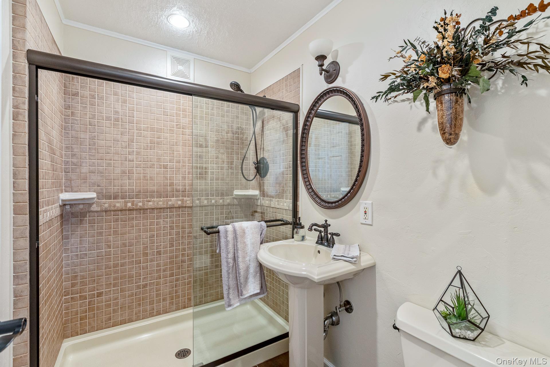 22 Sycamore Lane – For Sale photo 9