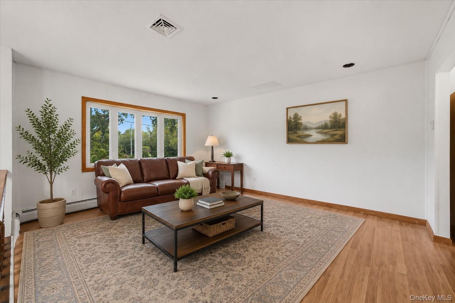 2 Maple Avenue – For Sale photo 9