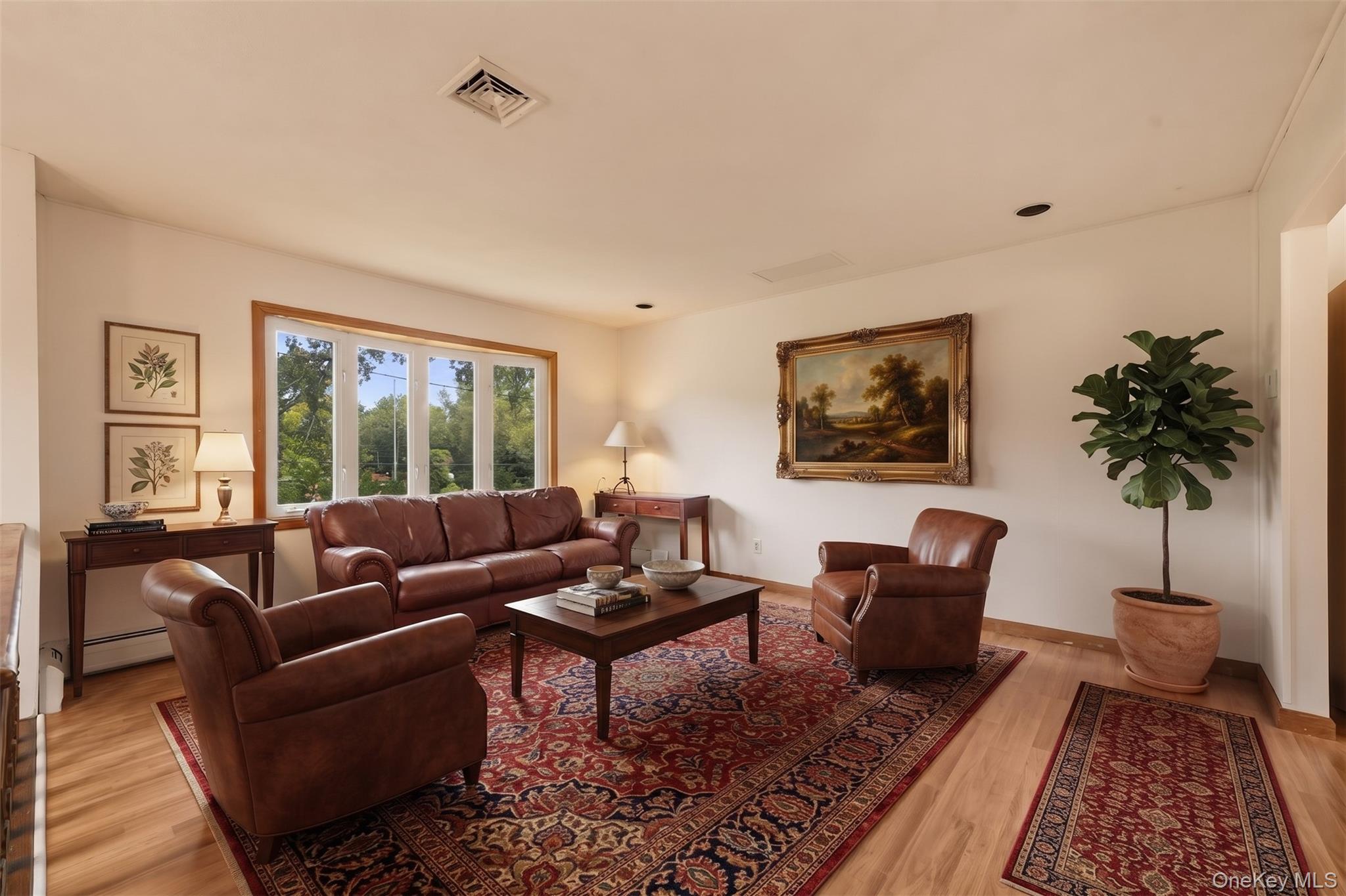 2 Maple Avenue – For Sale photo 8