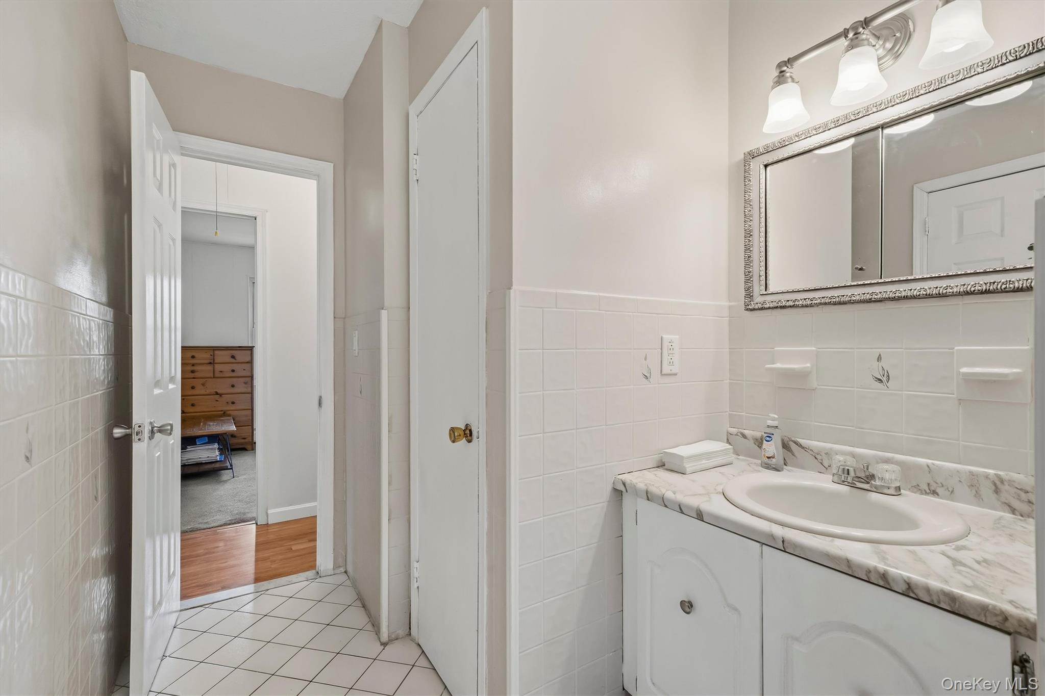 2 Maple Avenue – For Sale photo 25