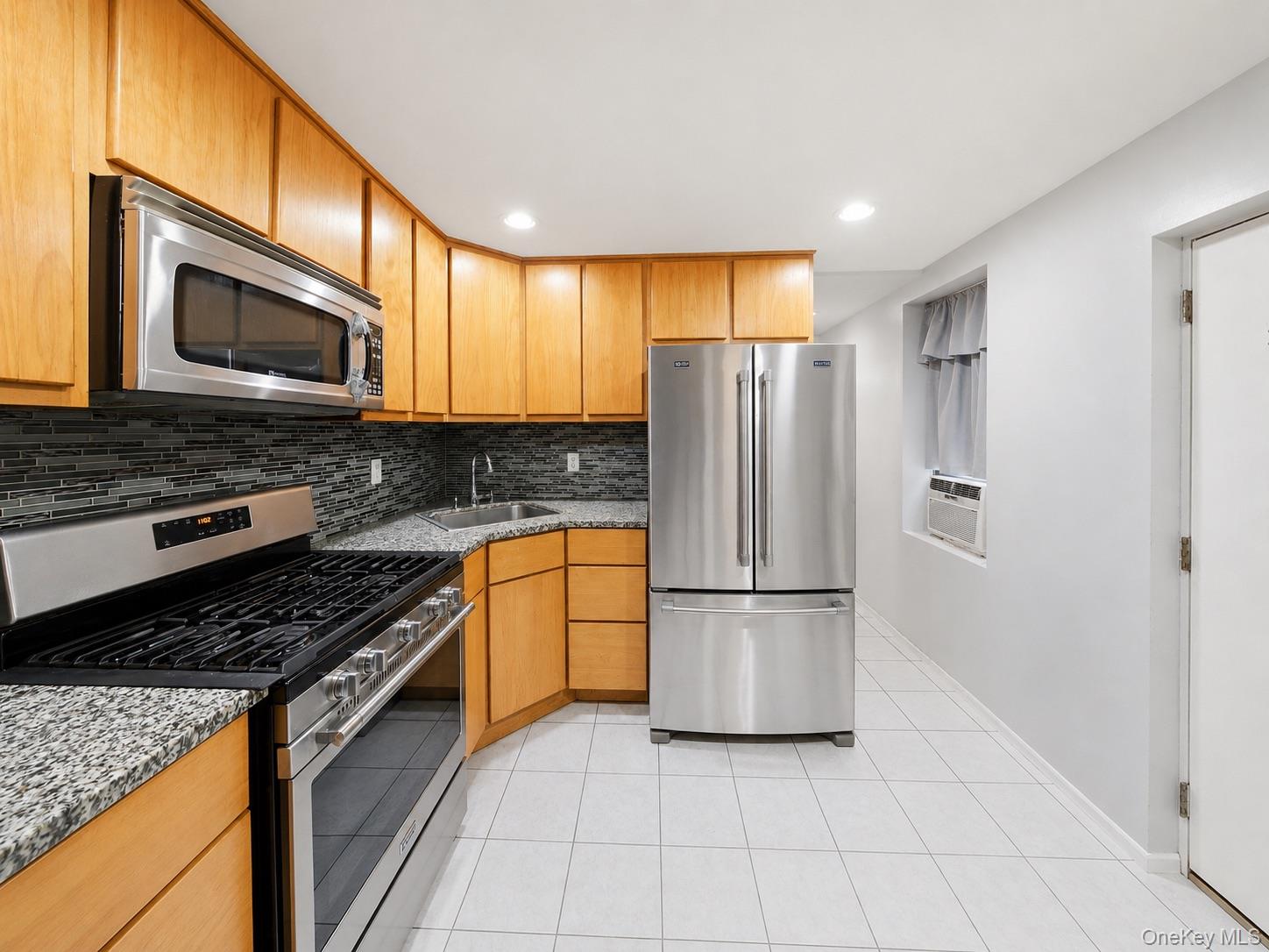 210 Brooklyn Avenue – For Sale photo 16